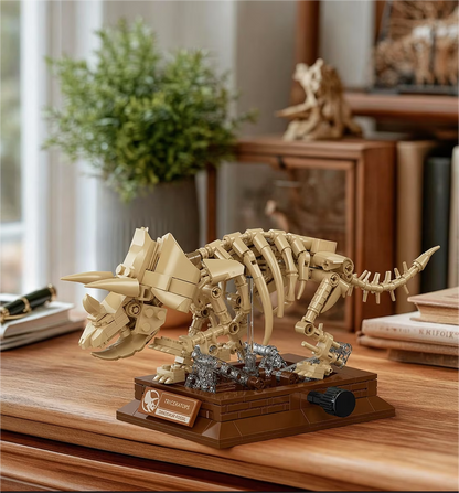 Joycorwn Triceratops Dinosaur Fossil Model Building Set with Movable Joints, Gear-Driven Movement and Display Base, Display Models Collectible Gift for Dinosaur Fossil Enthusiasts(317 PCS)